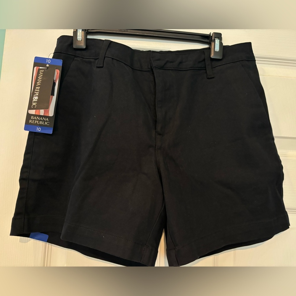 Banana Republic Chino Shorts size 10